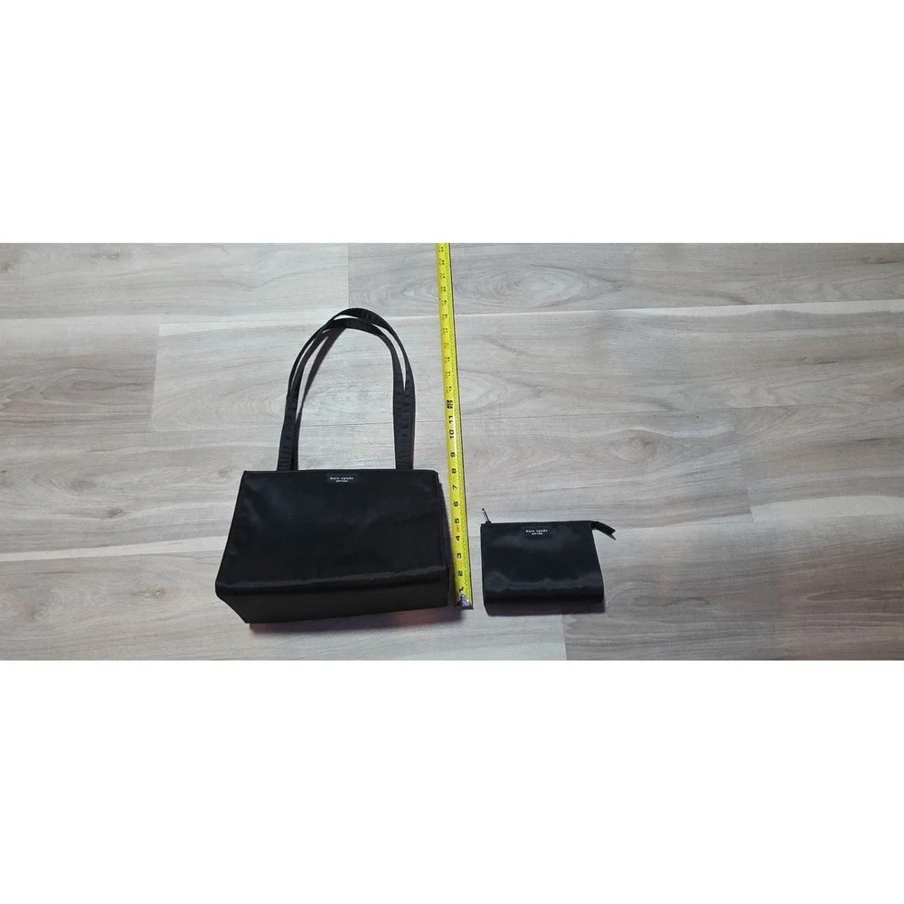 Kate Spade New York‎ Black Shoulder Bag Logo Accent Inner Pockets Matching Pouch